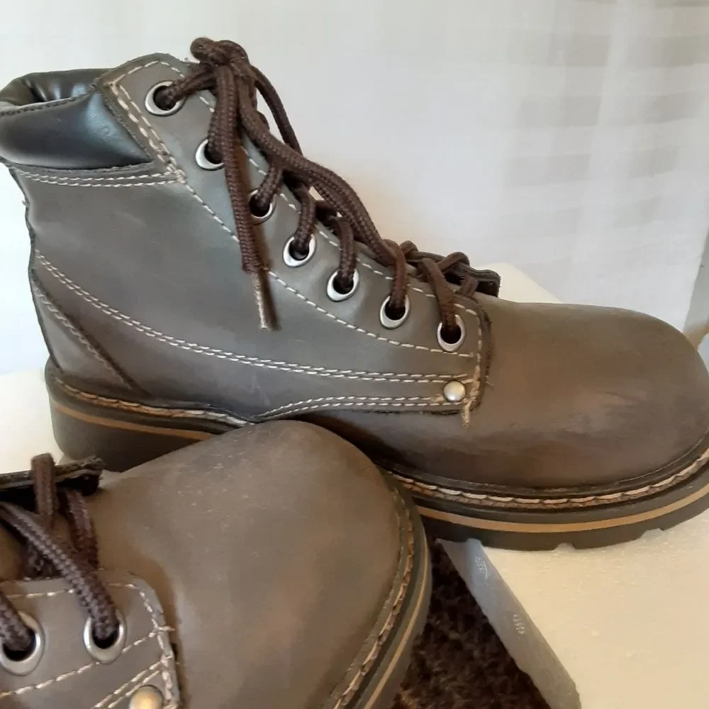 Dexter Oil Resistant Steel toe Waterproof Workboot sz 7